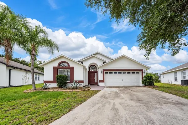 232 LAKE SHORE Pkwy, Davenport, FL 33896
