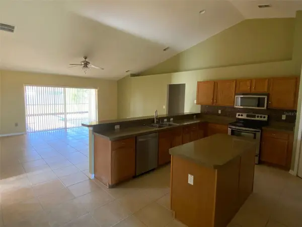 102 TALAVERA LN, Kissimmee, FL 34758
