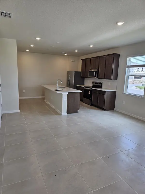 2135 SOUTHBURY DR, Kissimmee, FL 34744