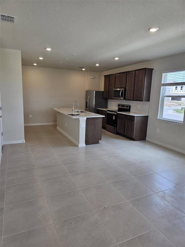 2135 SOUTHBURY DR, Kissimmee, FL 34744