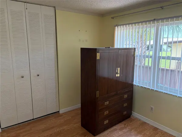 24862 US HIGHWAY 19 N #205, Clearwater, FL 33763