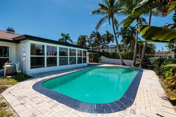 3960 13TH WAY NE, St Petersburg, FL 33703
