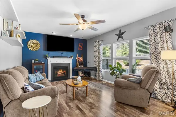 2542 Amber Willow CT, Lake St Louis, MO 63367