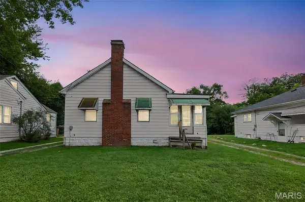 2308 S Belt W, Belleville, IL 62226