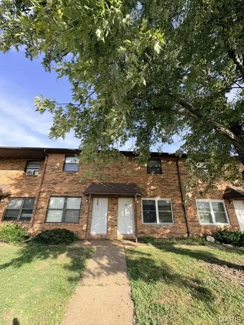 1028 Belle Valley DR #10, Belleville, IL 62220