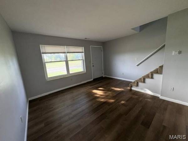 1028 Belle Valley DR #10, Belleville, IL 62220