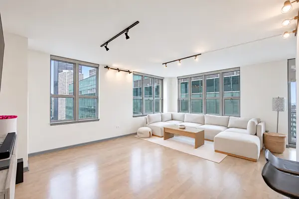 125 S Jefferson ST #2407, Chicago, IL 60661