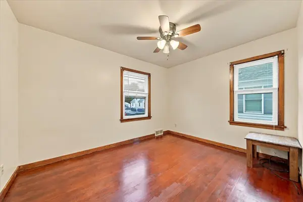 1502 AVENUE K, Sterling, IL 61081