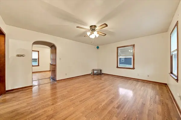 1502 AVENUE K, Sterling, IL 61081