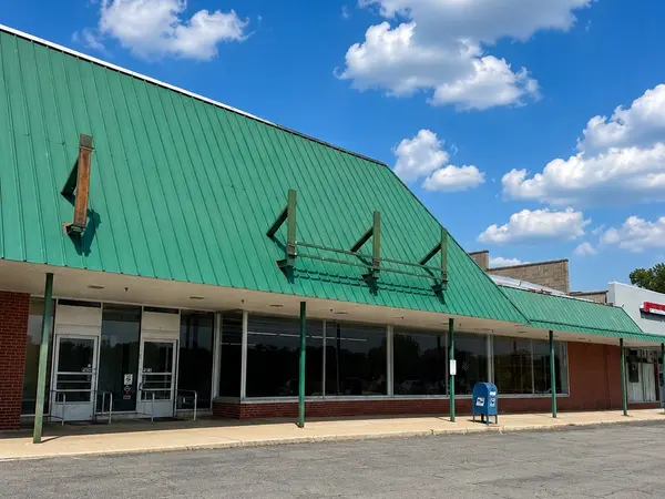 147 N Seymour AVE, Mundelein, IL 60060