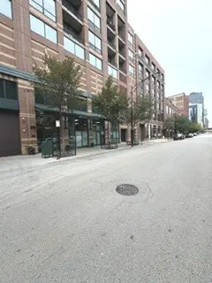 400 W Ontario ST #608B, Chicago, IL 60654