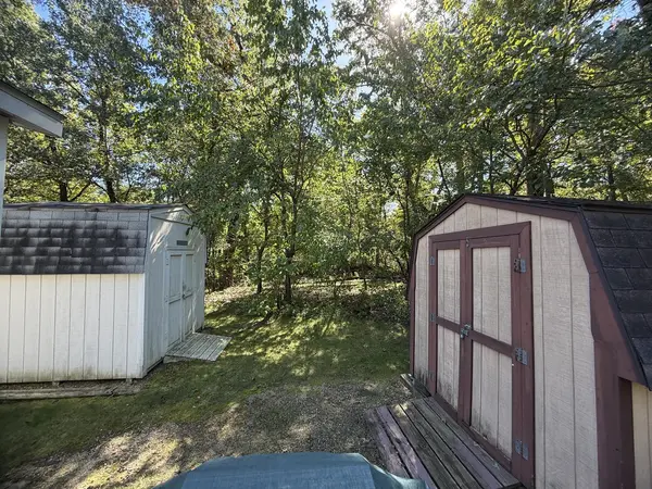 27-18 Woodhaven Lakes, Sublette, IL 61367