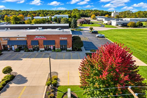 2207 US Route 12 Hwy Unit I, Spring Grove, IL 60081