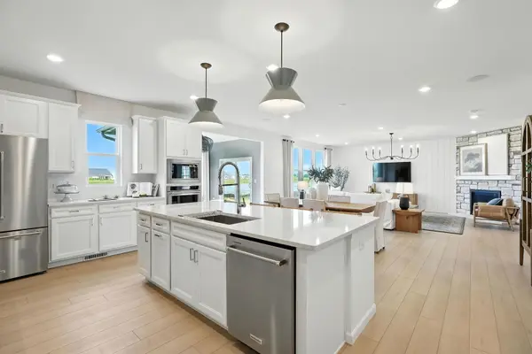 16216 Alessandra DR, Orland Park, IL 60467