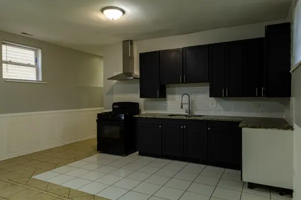 6667 S Michigan AVE #1, Chicago, IL 60637