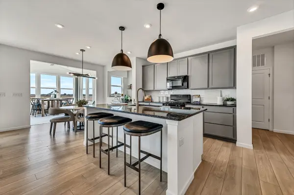 9927 Jacob ST, Orland Park, IL 60467