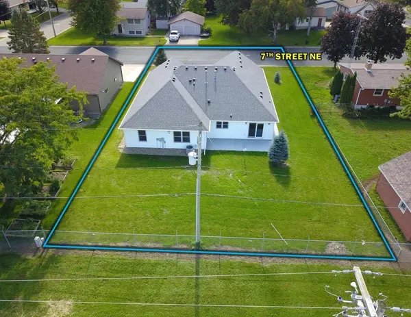 101 7th ST NE, Kasson, MN 55944