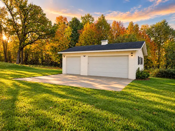 10814 Pioneer DR SE, Milaca, MN 56353