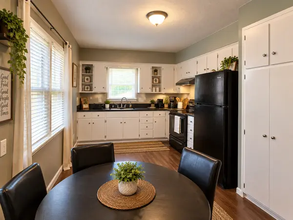 1400 Arlington AVE E, Saint Paul, MN 55106
