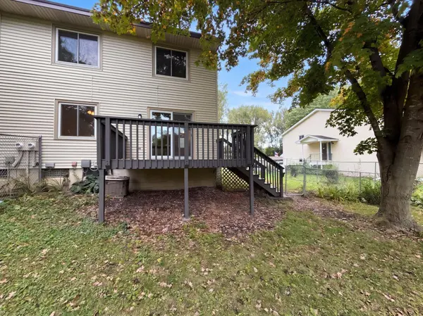 15391 Trillium CIR, Eden Prairie, MN 55344