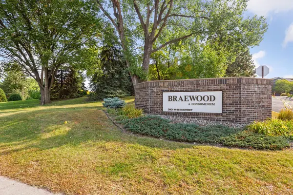 3801 W 98th ST #208, Bloomington, MN 55431