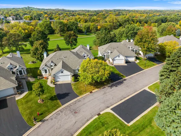 16345 Crystal Hills CIR, Lakeville, MN 55044