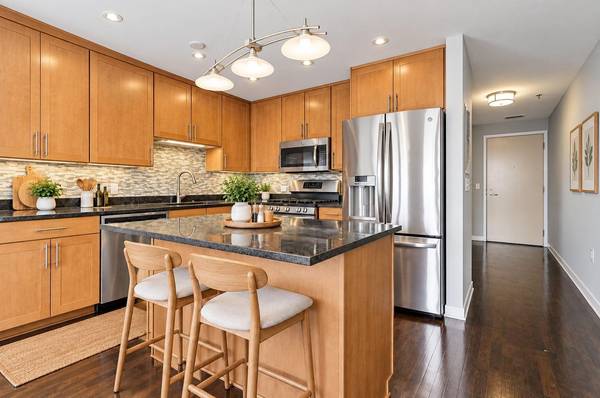 929 Portland AVE #1807, Minneapolis, MN 55404