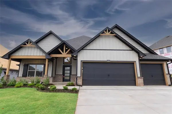 8405 NW 153rd ST, Edmond, OK 73013