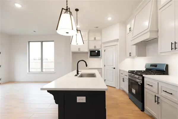 15400 Bedford RD, Edmond, OK 73013