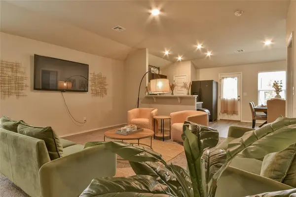 1316 Chuck Wagon DR, El Reno, OK 73036