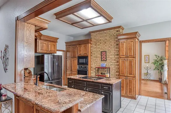 6625 NW 115th ST, Oklahoma City, OK 73162