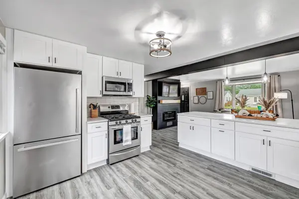 1606 14TH AVE, Green Bay, WI 54303