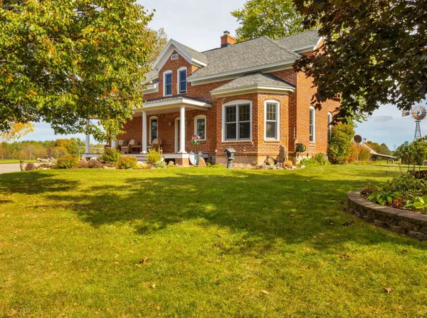 N6360 TWIN CREEK RD, Porterfield, WI 54159