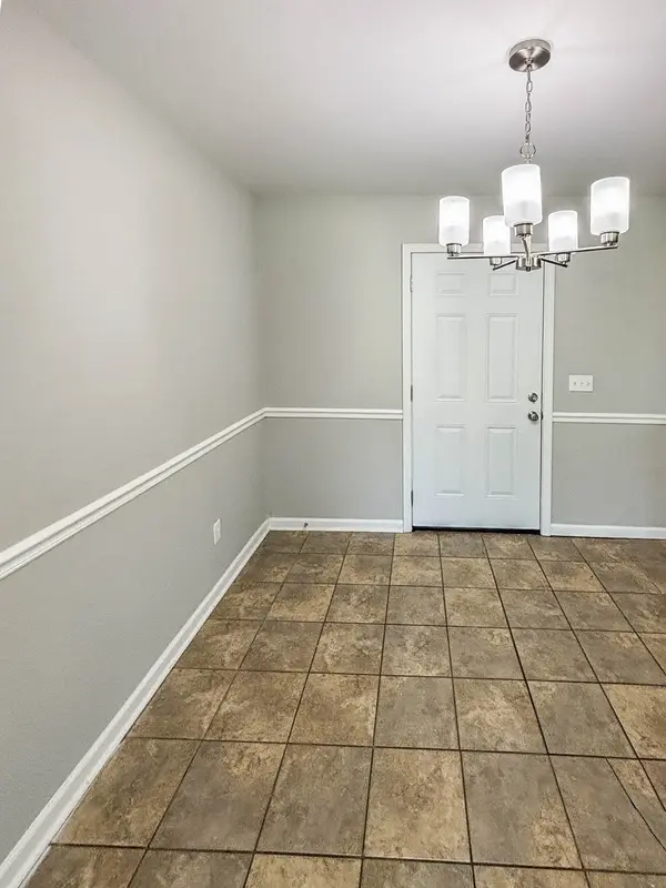 233 Royal Garden Dr, Murfreesboro, TN 37130
