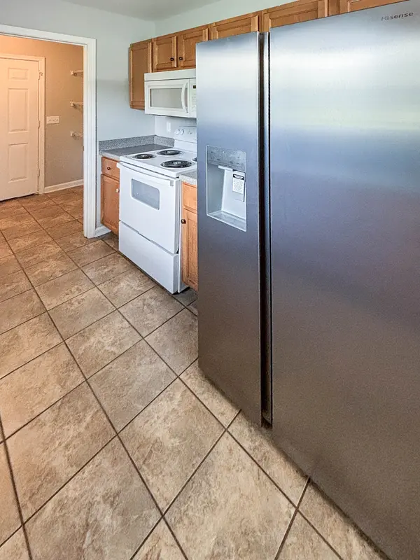 233 Royal Garden Dr, Murfreesboro, TN 37130