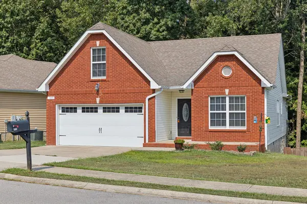 309 David Dr, Clarksville, TN 37040