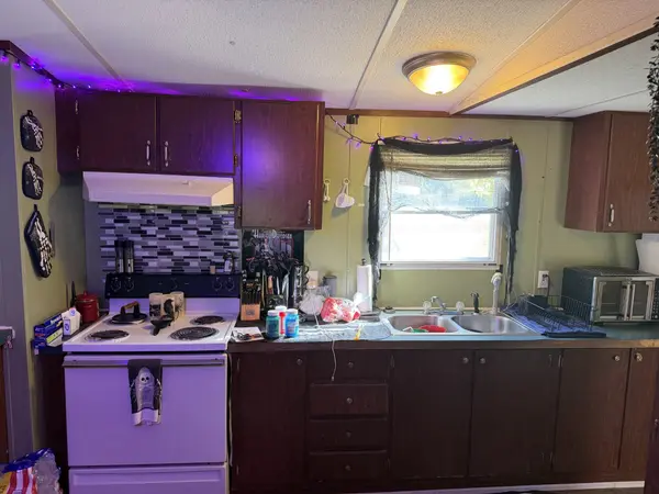 1734 Clydeton Rd, Waverly, TN 37185