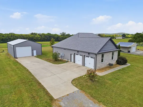 285 Burnley Rd, Hartsville, TN 37074