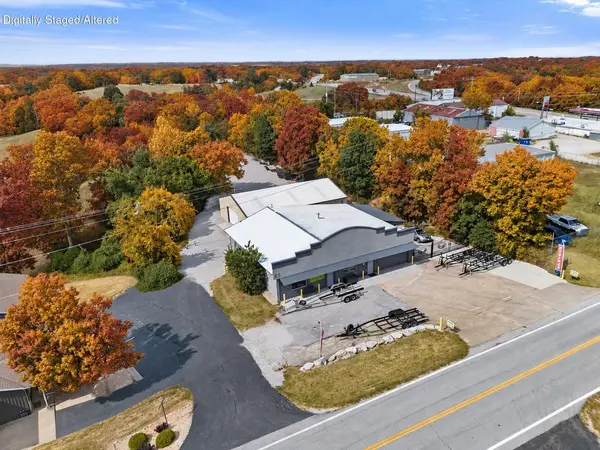 85 State Hwy Oo, Reeds Spring, MO 65737
