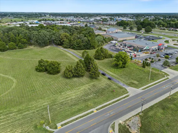 000 W Northview Road, Nixa, MO 65714