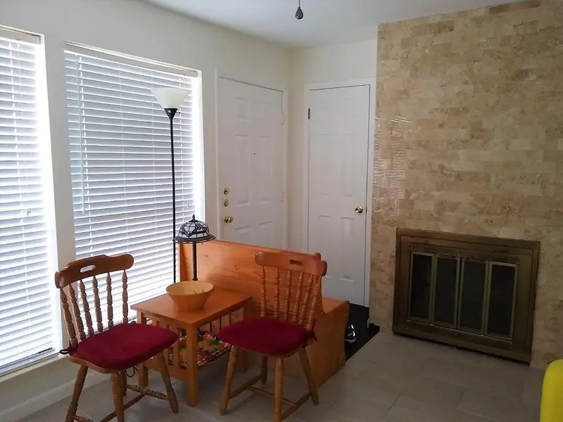 3115 Helms ST #308, Austin, TX 78705
