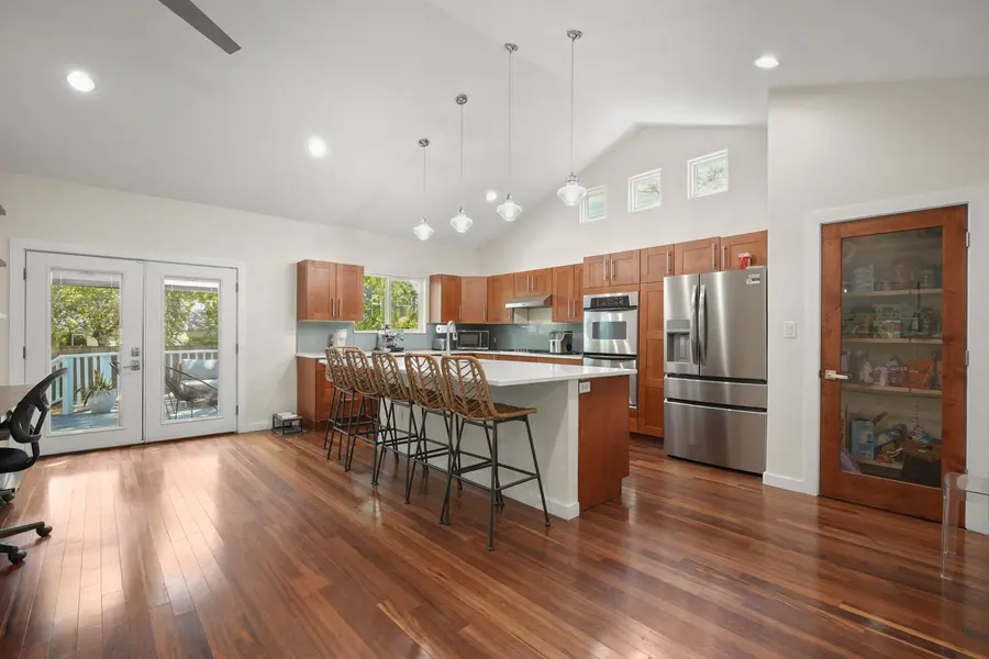 2501 Del Curto RD, Austin, TX 78704
