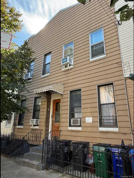 410 Onderdonk AVE, Ridgewood, NY 11385