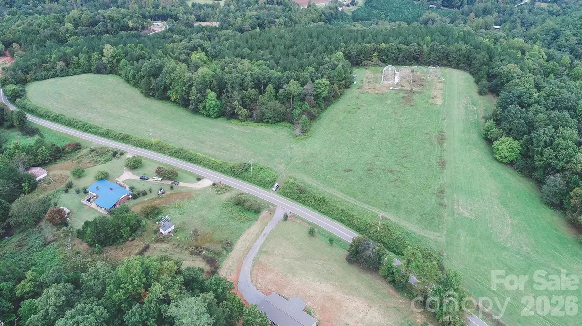 5000 Rhoney RD, Connelly Springs, NC 28612