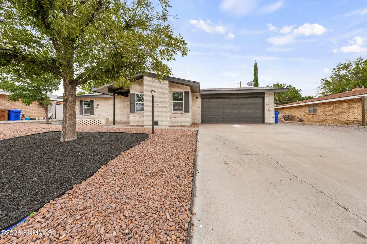 1218 Edgewood AVE, Las Cruces, NM 88005