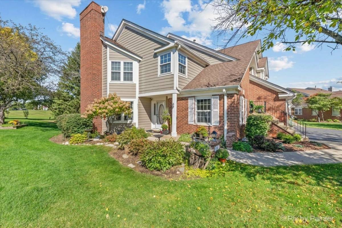 951 INTERLOCH CT, Algonquin, IL 60102
