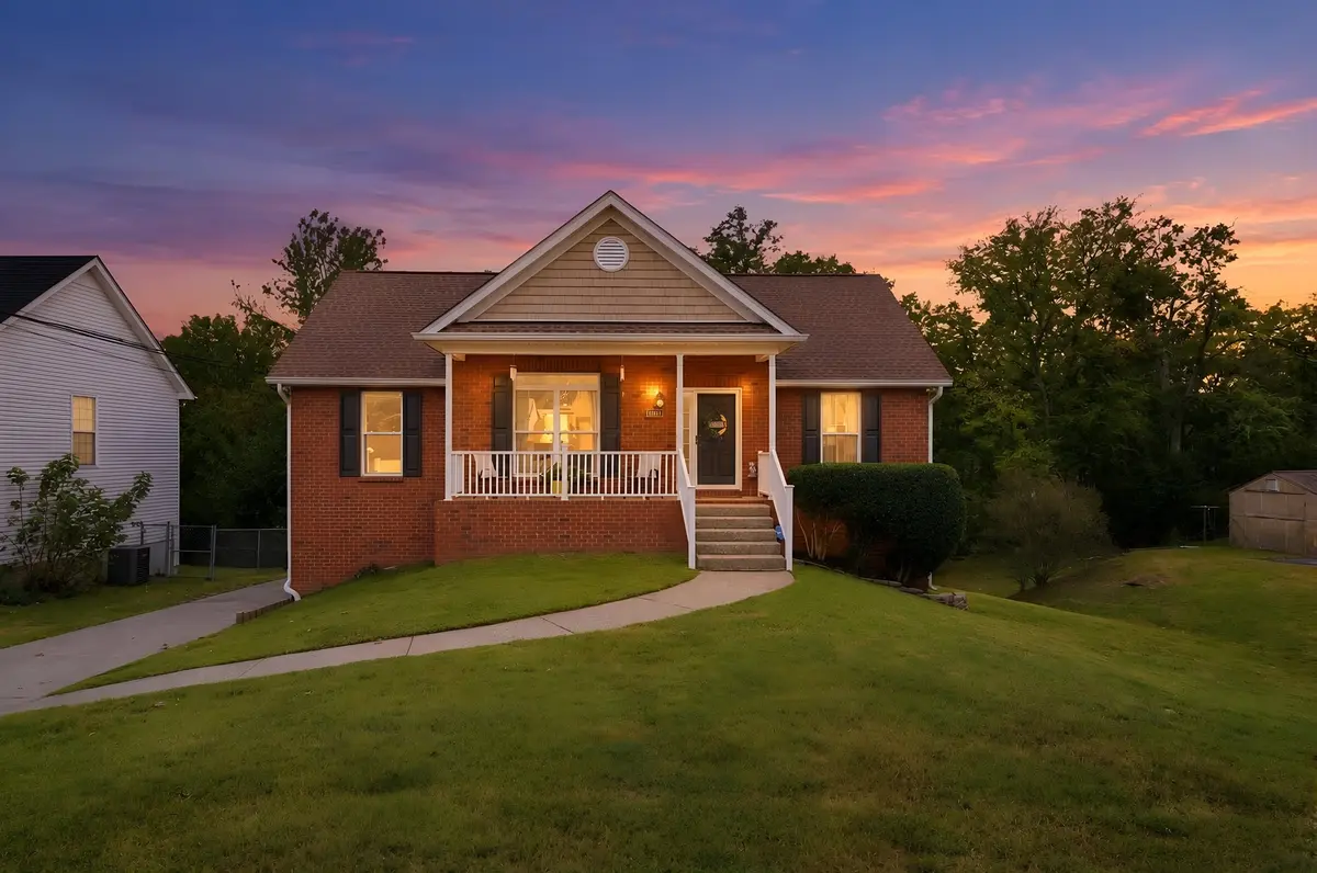 2601 Woodberry Dr, Nashville, TN 37214