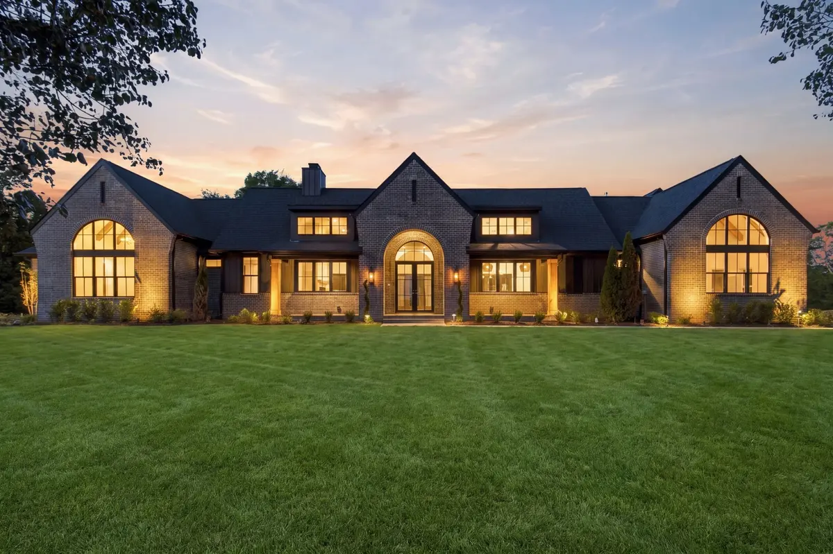 1001 Wright Branch Ct, Mount Juliet, TN 37122