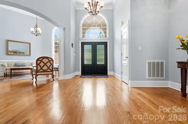 5744 Natoma RD, Lake Wylie, SC 29710