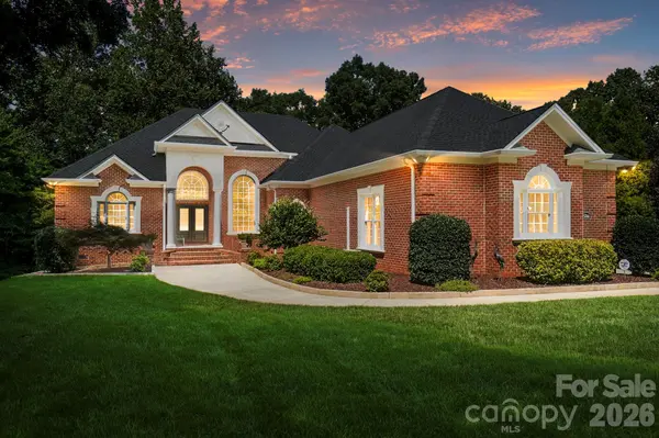 5744 Natoma RD, Lake Wylie, SC 29710